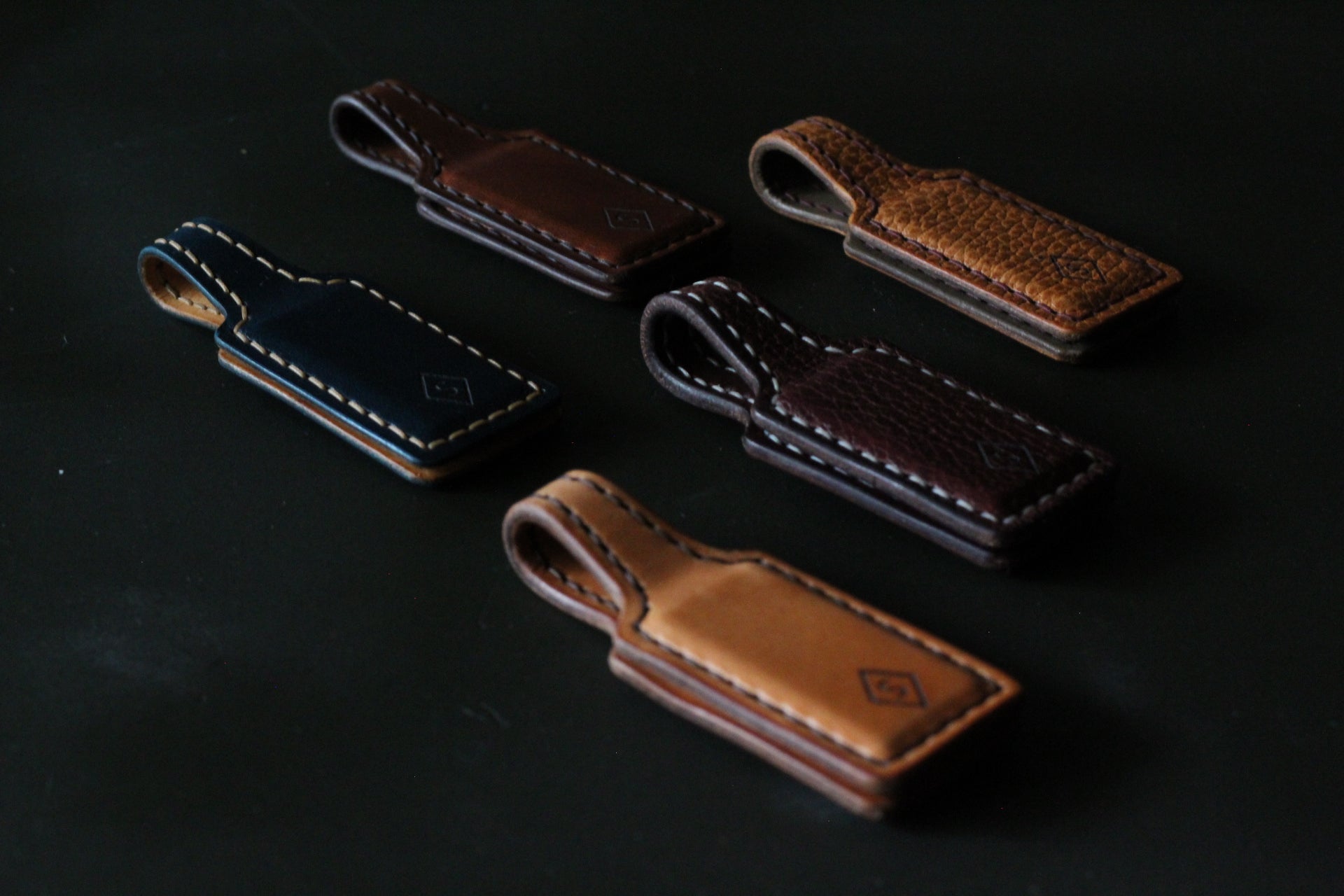 Laughlin Money Clip : Pebbled Natural/ Taupe
